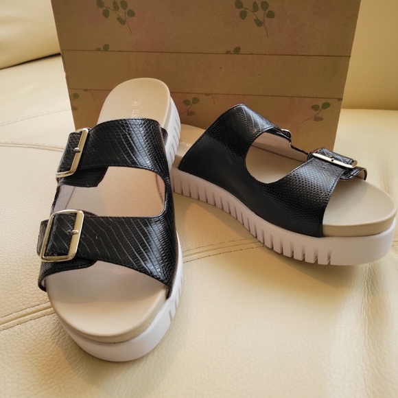 ILSE JACOBSEN BLACK LEATHER TULIP BUCKLE SANDAL New with Box EU40 - Picture 6 of 8